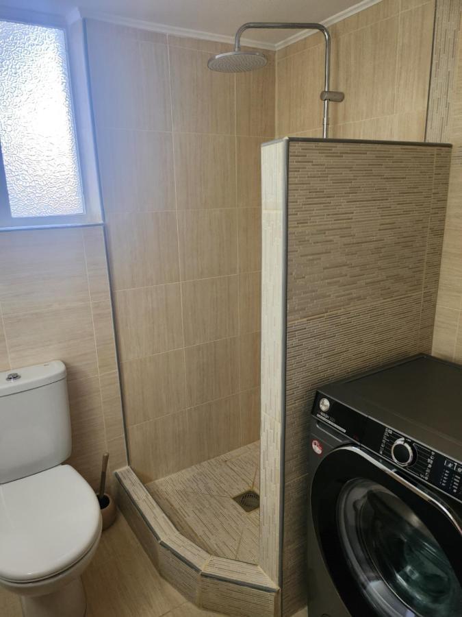 Small Luxury Apartment アナヴィソス エクステリア 写真